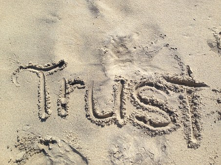 trust-1418901__340
